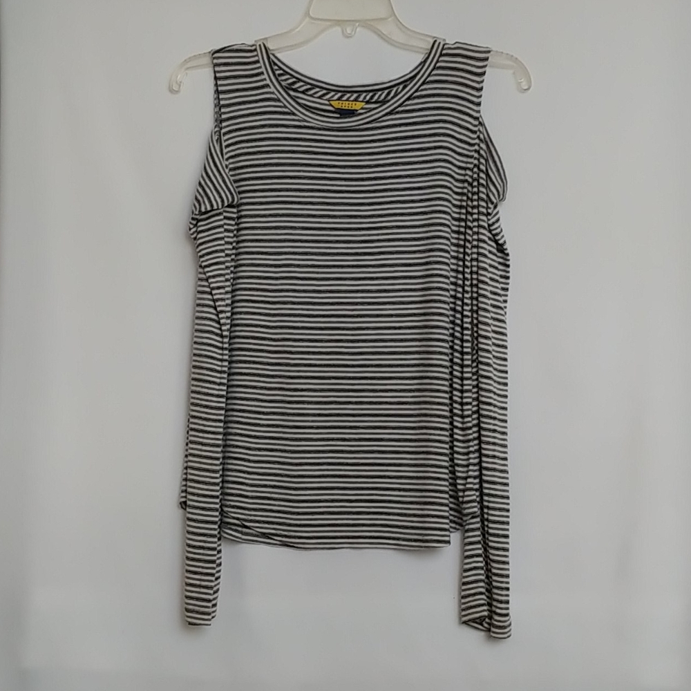 Prince & Fox Cold Shoulder Shirt